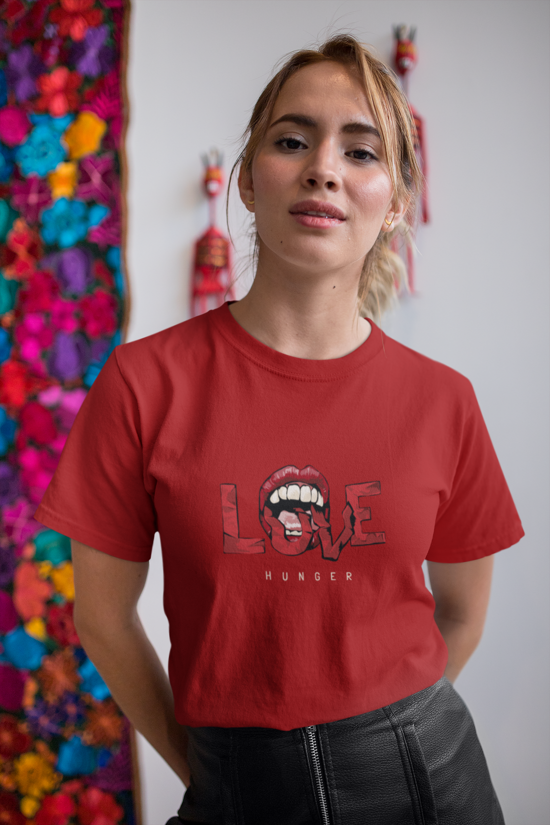 Women's T-shirt Love Hunger - GW