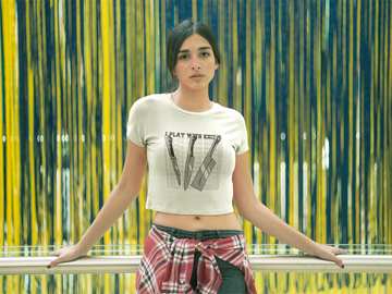 I Play With Knifes Crop Top
